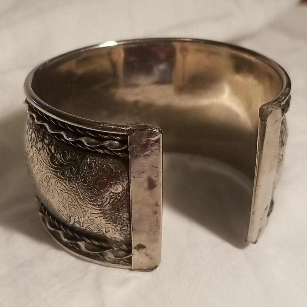 Silver Metal Cuff Bracelet - Picture 2 of 4